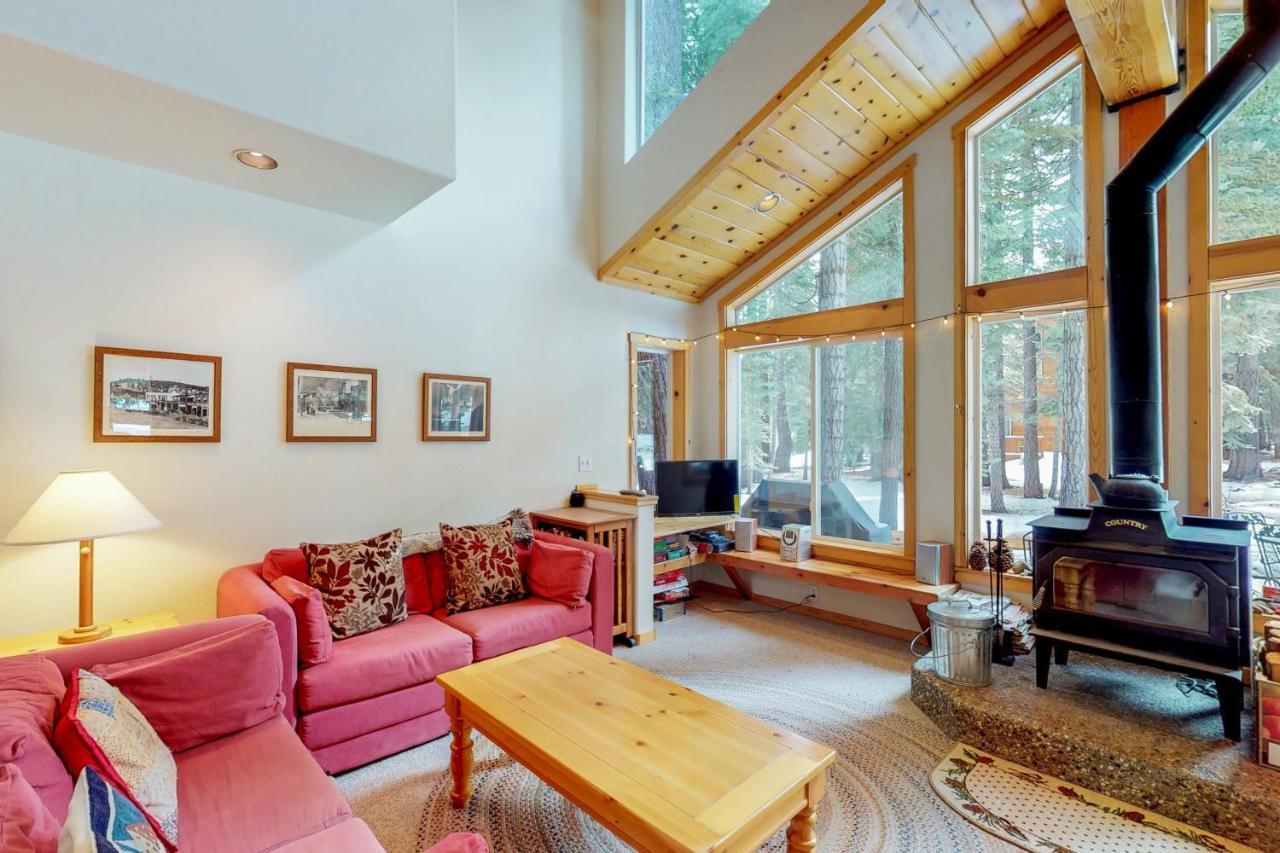 Happy Family Cozy Cabin Тракі Екстер'єр фото
